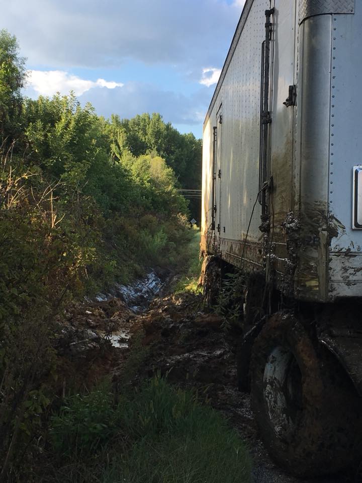 pulled out stuck 18 wheeler